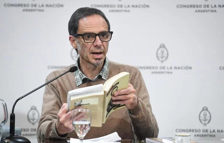 Murió el reconocido historiador y docente Javier Trímboli