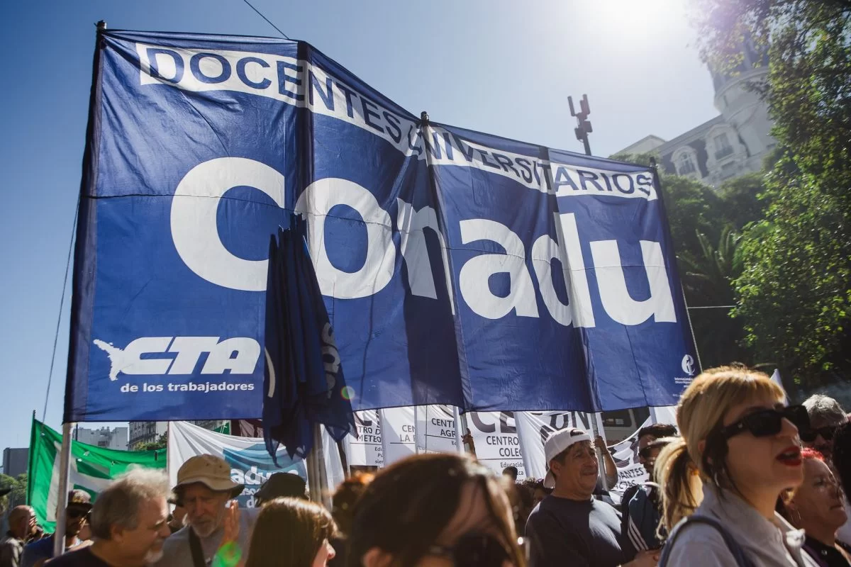 Los docentes universitarios no tienen respuesta a sus reclamos y se encaminan a un paro