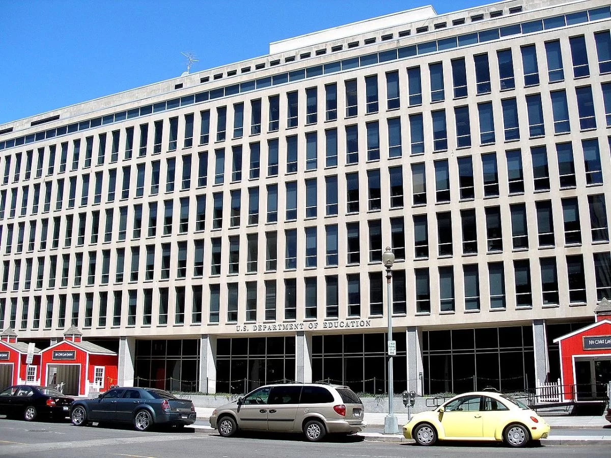 Estados Unidos: el Departamento de Educación despedirá a la mitad de su personal
