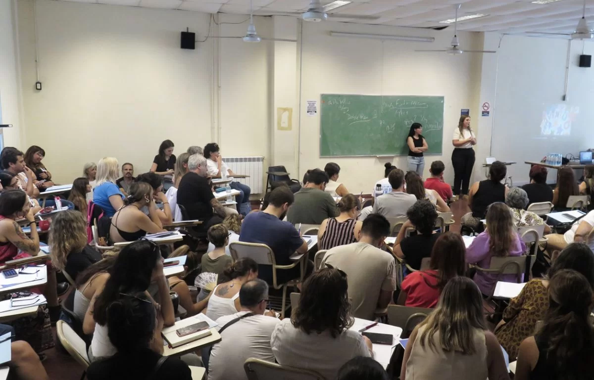 Cuál es el plan de aplicación de los Créditos de Referencia del Estudiante 