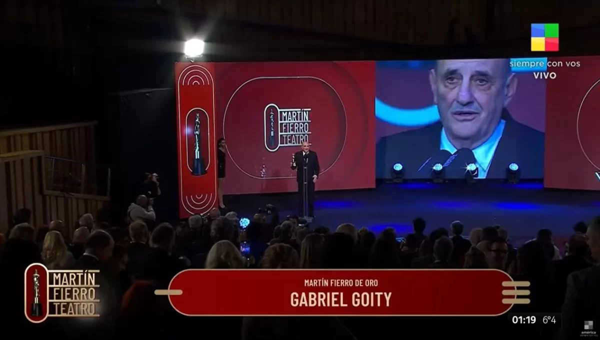 Martín Fierro al Teatro: Gabriel Goity ganó el Oro y agradeció a la Educación Pública 