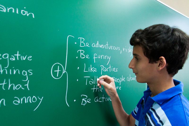 Enseñanza de inglés: sin política nacional y con disparidad entre provincias