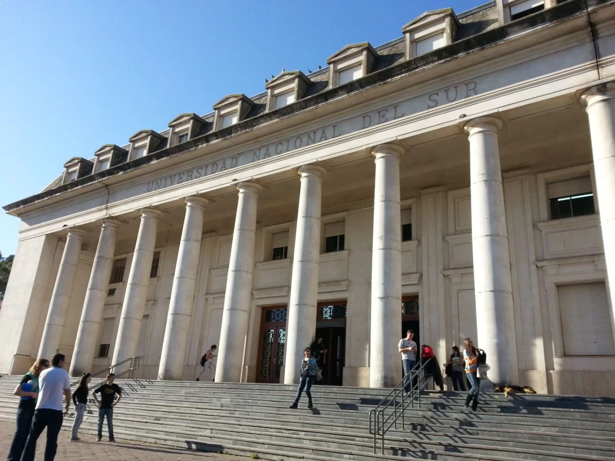 UNS: lanzó una diplomatura en seguridad vial y un doctorado en salud
