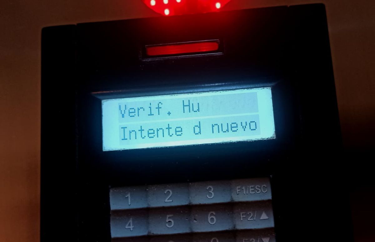 CABA implementar� en 2026 el control de asistencia docente mediante huellas digitales