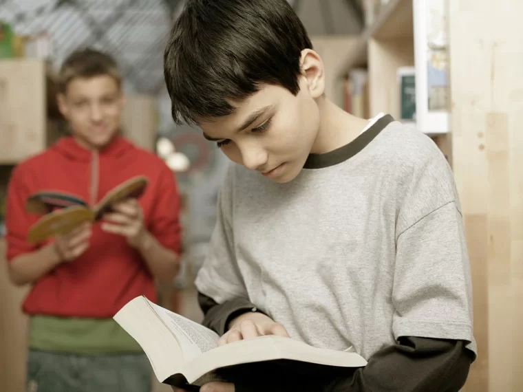 Los libros no muerden... y contribuyen al rendimiento escolar