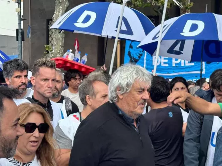 La justicia frenó la esencialidad docente planteada en la reforma laboral de Milei