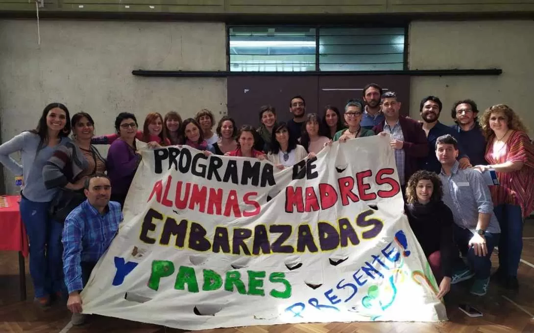 Docentes porteños denuncian el vaciamiento del programa Alumnas Madres