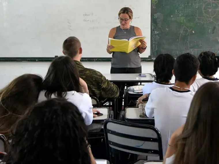 Un informe sostiene que las escuelas de los barrios populares del AMBA están desbordadas