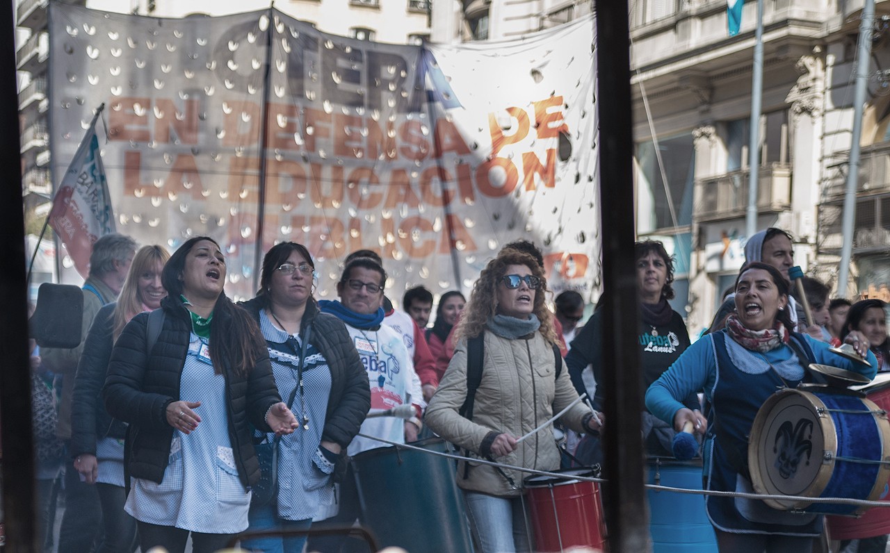 Paran los docentes bonaerenses con demandas a Nación y Provincia