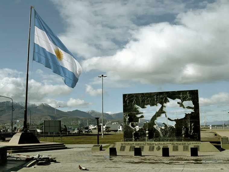 Proponen poner carteles de Malvinas en todas las escuelas del país