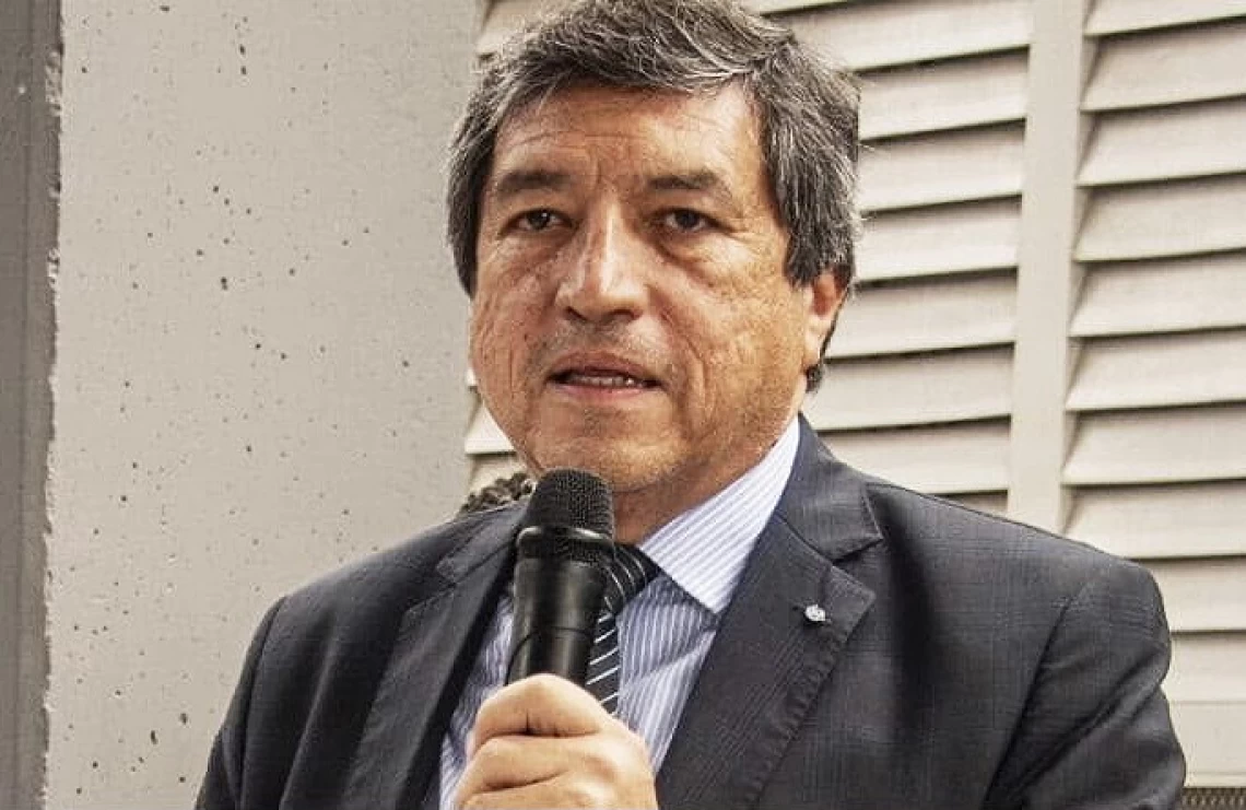Aráoz: 
