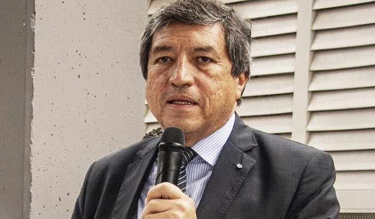 Aráoz: 