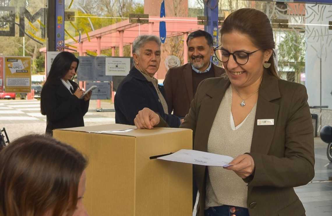Julia Oliva Cúneo fue elegida rectora de la Universidad Provincial de Córdoba