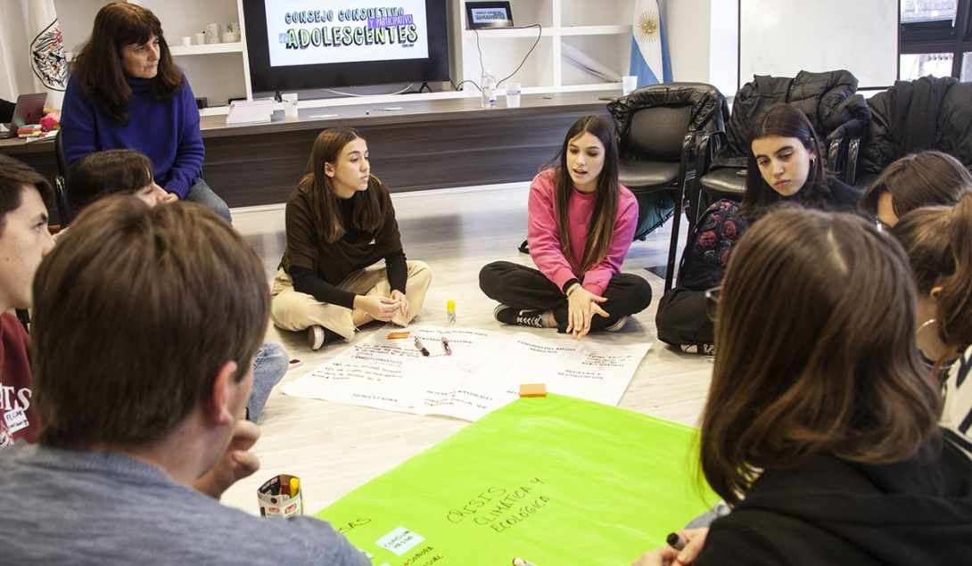 El Ministerio Público Tutelar porteño brinda talleres para prevenir la violencia escolar 