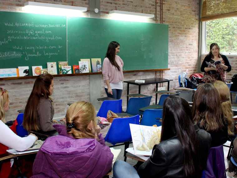 María Eugenia Leiva: &ldquo;Las bibliotecas hoy garantizan el derecho a la lectura&rdquo;