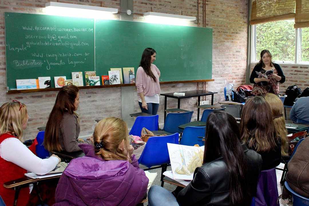 María Eugenia Leiva: &ldquo;Las bibliotecas hoy garantizan el derecho a la lectura&rdquo;