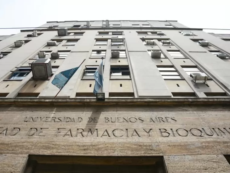 Estudiantes y graduados de Farmacia y Bioquímica entrarán en contacto con mundo profesional