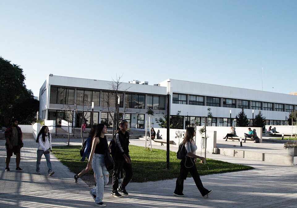 Cuáles son las universidades que abren su incripción en el mes de octubre