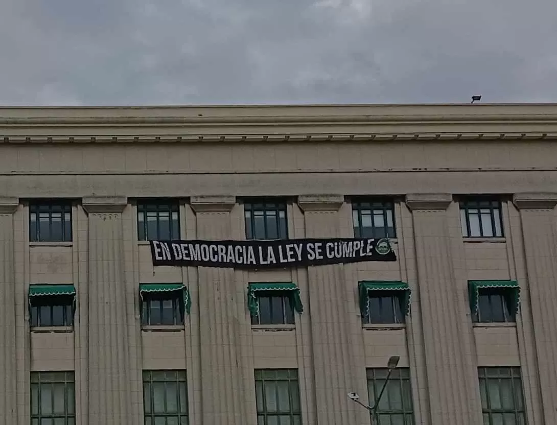 El juez federal Martín Cormick hizo lugar a los amparos presentados por el Consejo Interuniversitario Nacional y la UBA.