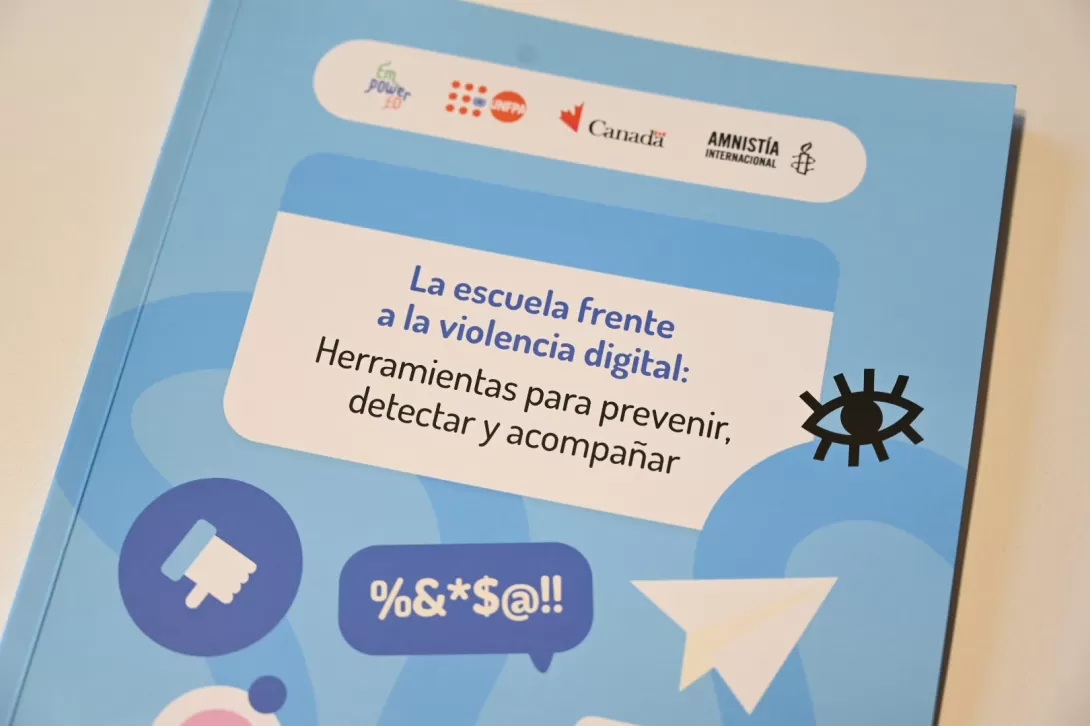 Violencia digital en las aulas: presentan una guía para la intervención institucional
